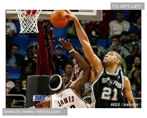 帕森斯称邓肯荣誉超科比若只看奖项两人差距明显 帕森斯称邓肯荣誉超科比若只看奖项两人差距明显