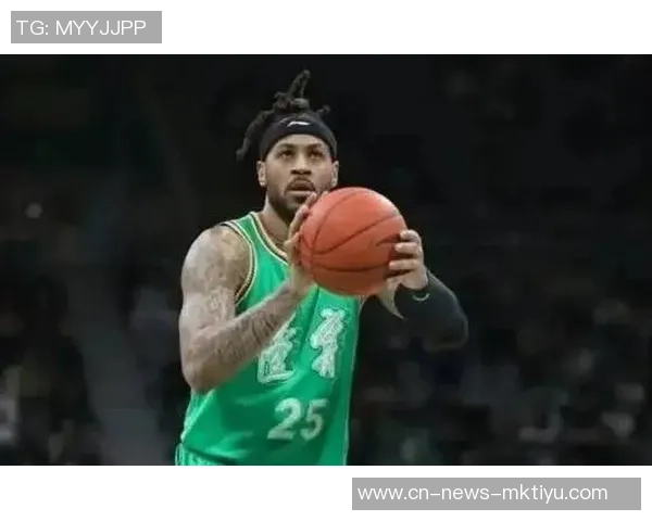 莫布里半场状态低迷仅得7分失误频繁表现令人失望 莫布里半场状态低迷仅得7分失误频繁表现令人失望